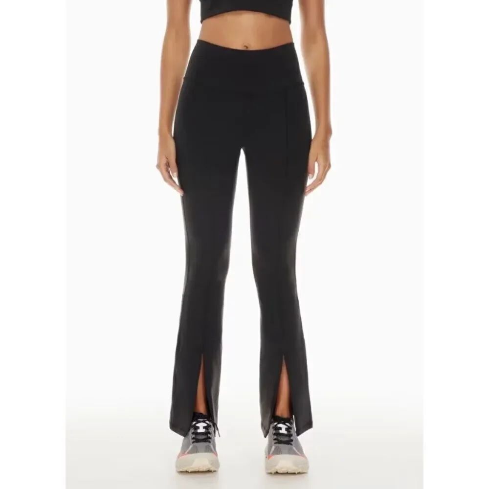Aritzia TnAction TnaLIFE Split Hem Hi-Rise Long Flared Leggings Size Small